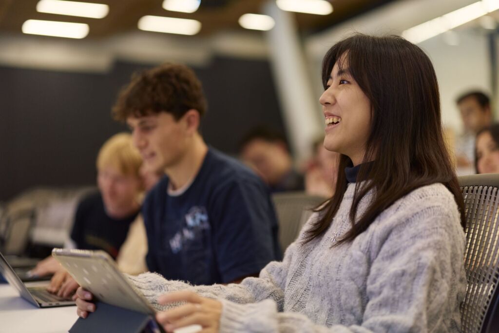 770211-enz_25_day_1_shot_2_0749-web-version-1920px