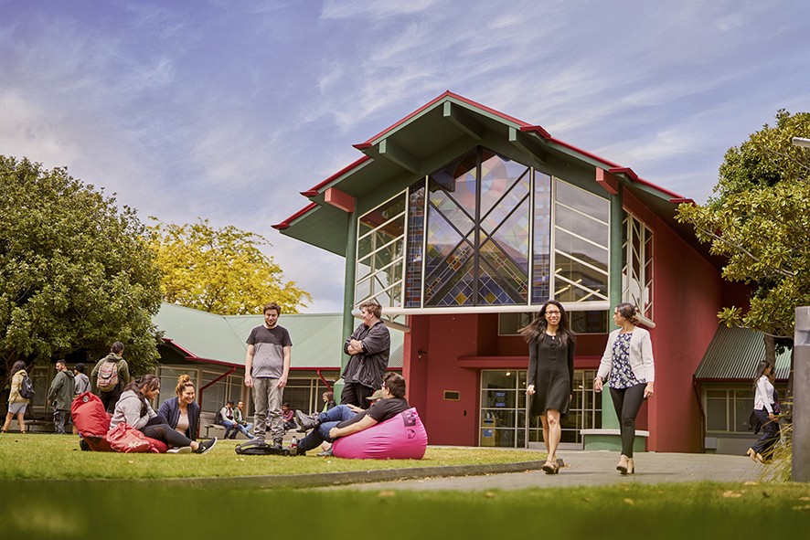 Eastern Institute of Technology (EIT)