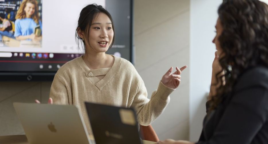 770277-enz_25_day_2_shot_3_3543-web-version-1024px